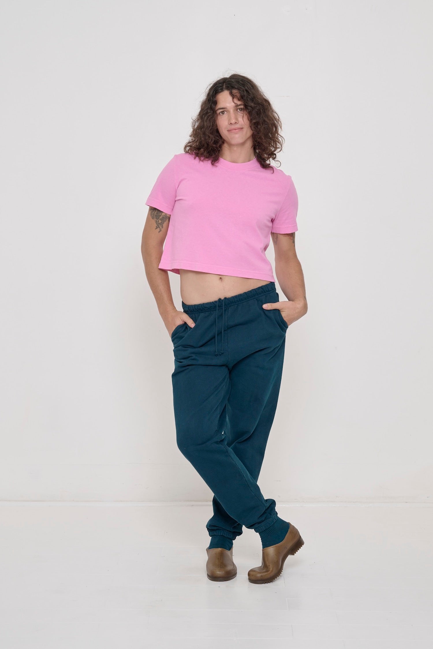 Casually styled with Juniper Trash Sweatpants.