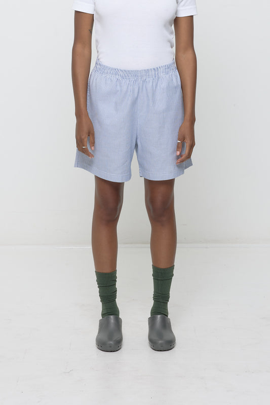 Stripe Poplin Everyday Shorts size S on a 5'3" model, front. Hem hits her lower mid thigh.
