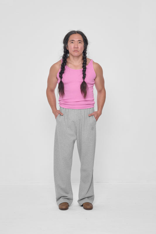 Styled with Pixie Rib Tank and Plasticana Gardana Clogs.