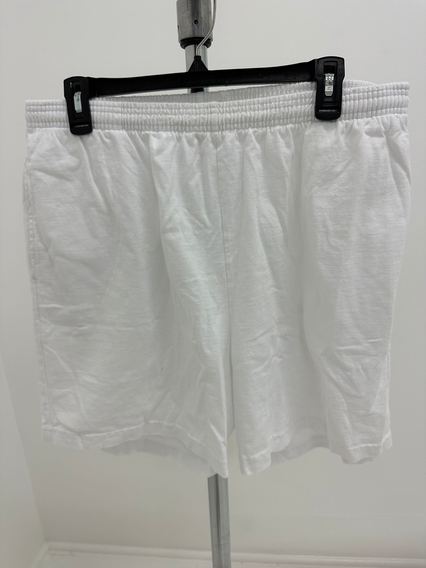 White Heavyweight Everyday Shorts 2XL x 2