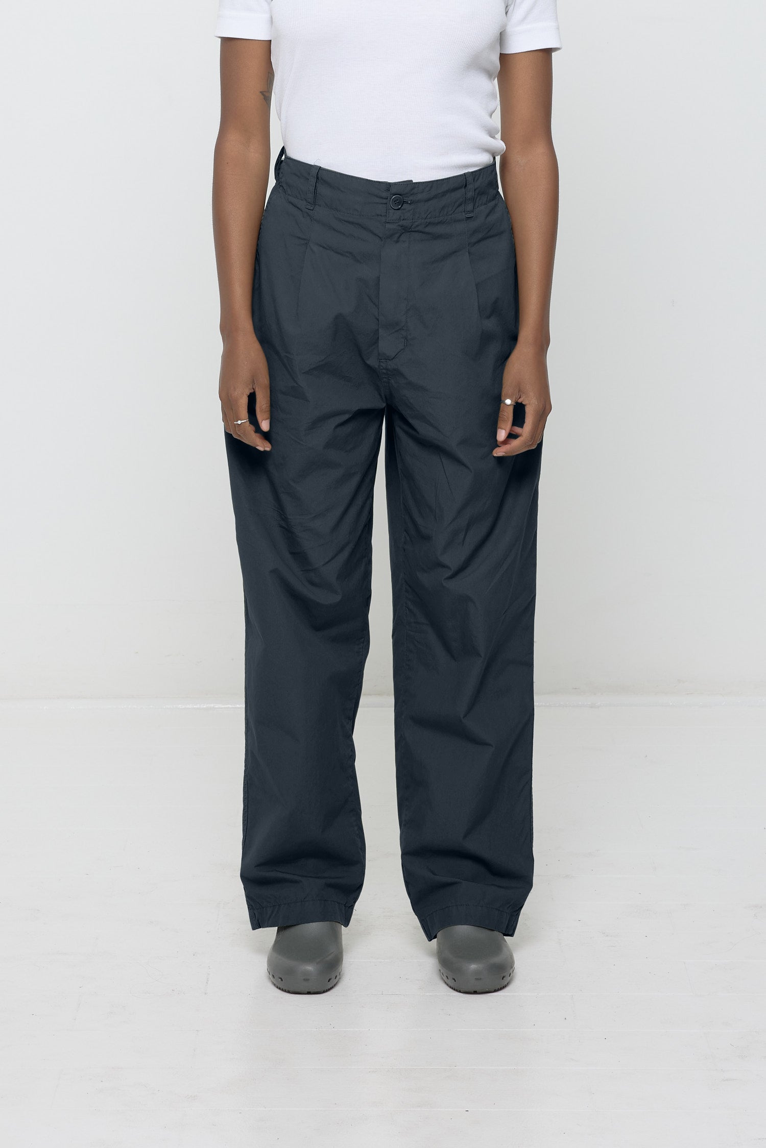 Bottom half of a woman in Slate Liie Uniform Pants