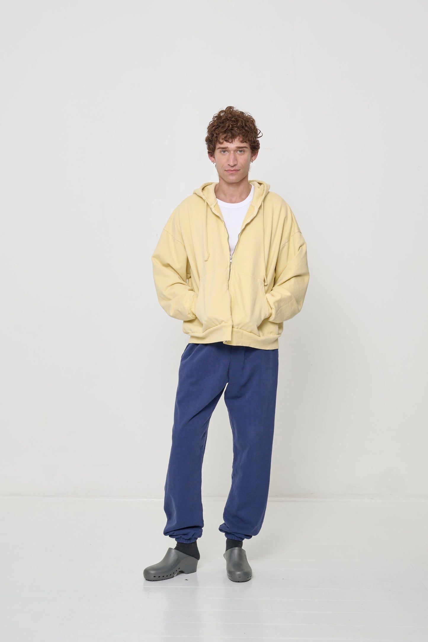 Trash Zip Up Hoodie - Everybody.World