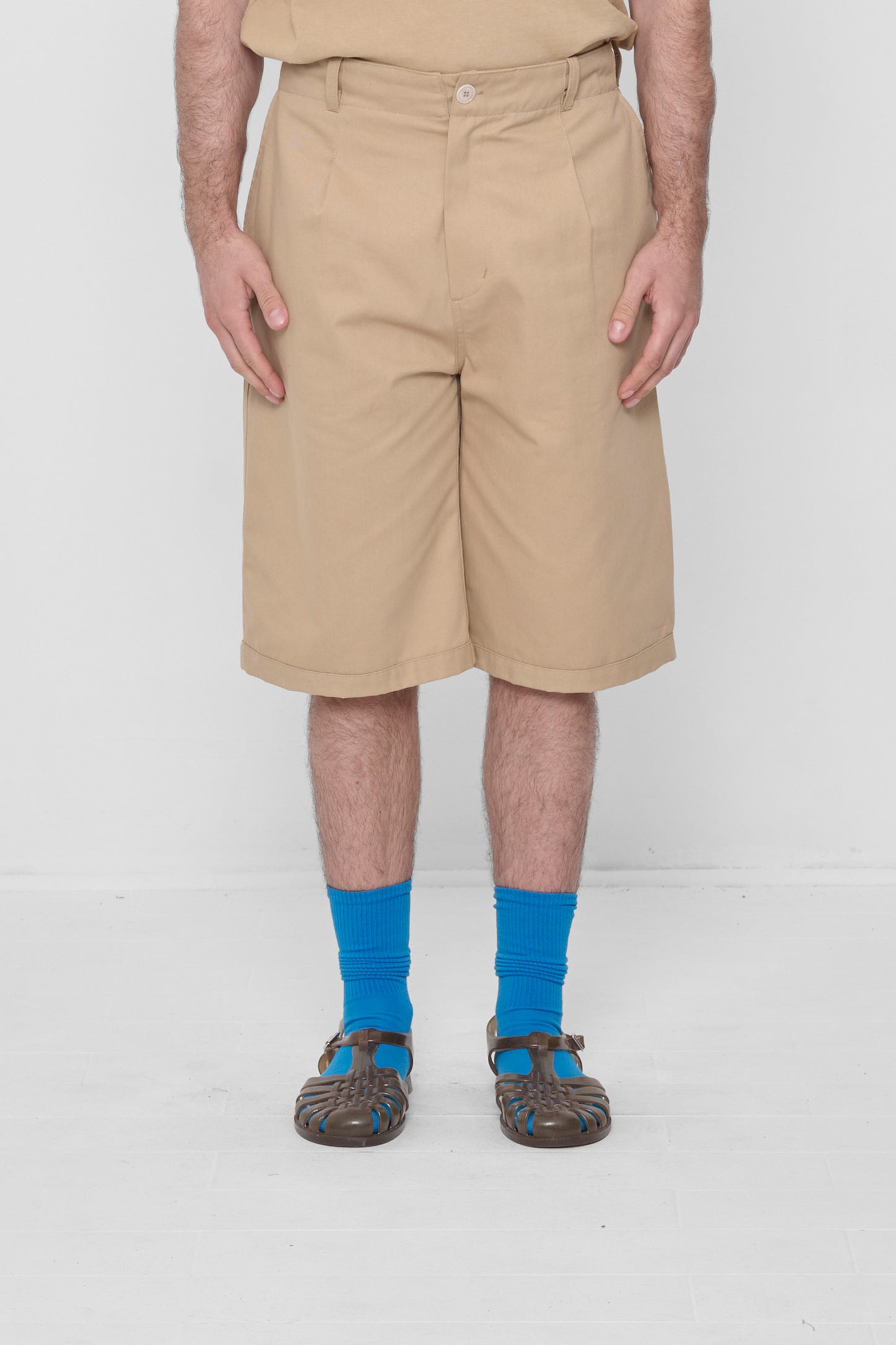 6'2" person in size L. Hem's a couple of inches below the knee.