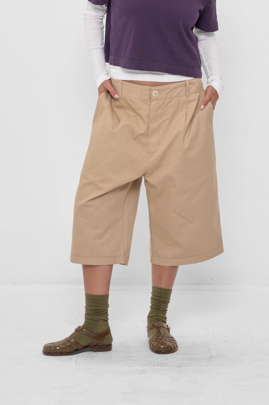 Bermuda Shorts in Sand Storm – front view on model
