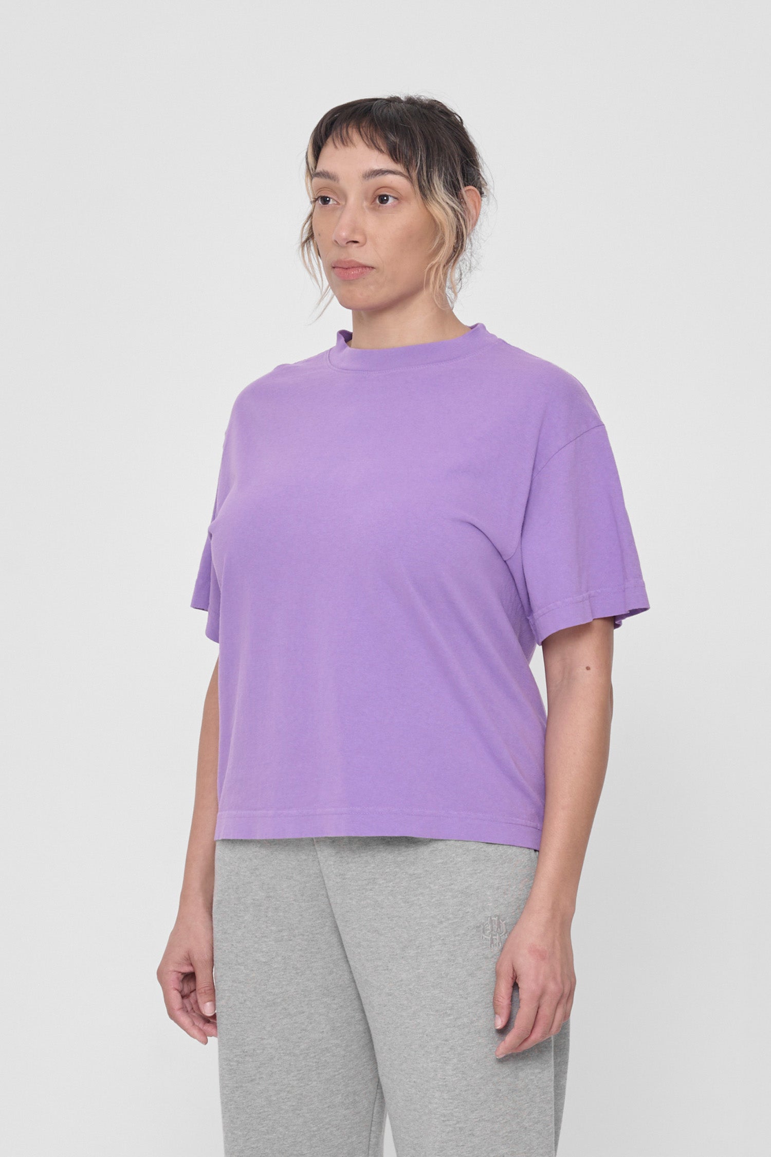 3/4 front view showing no side seams.