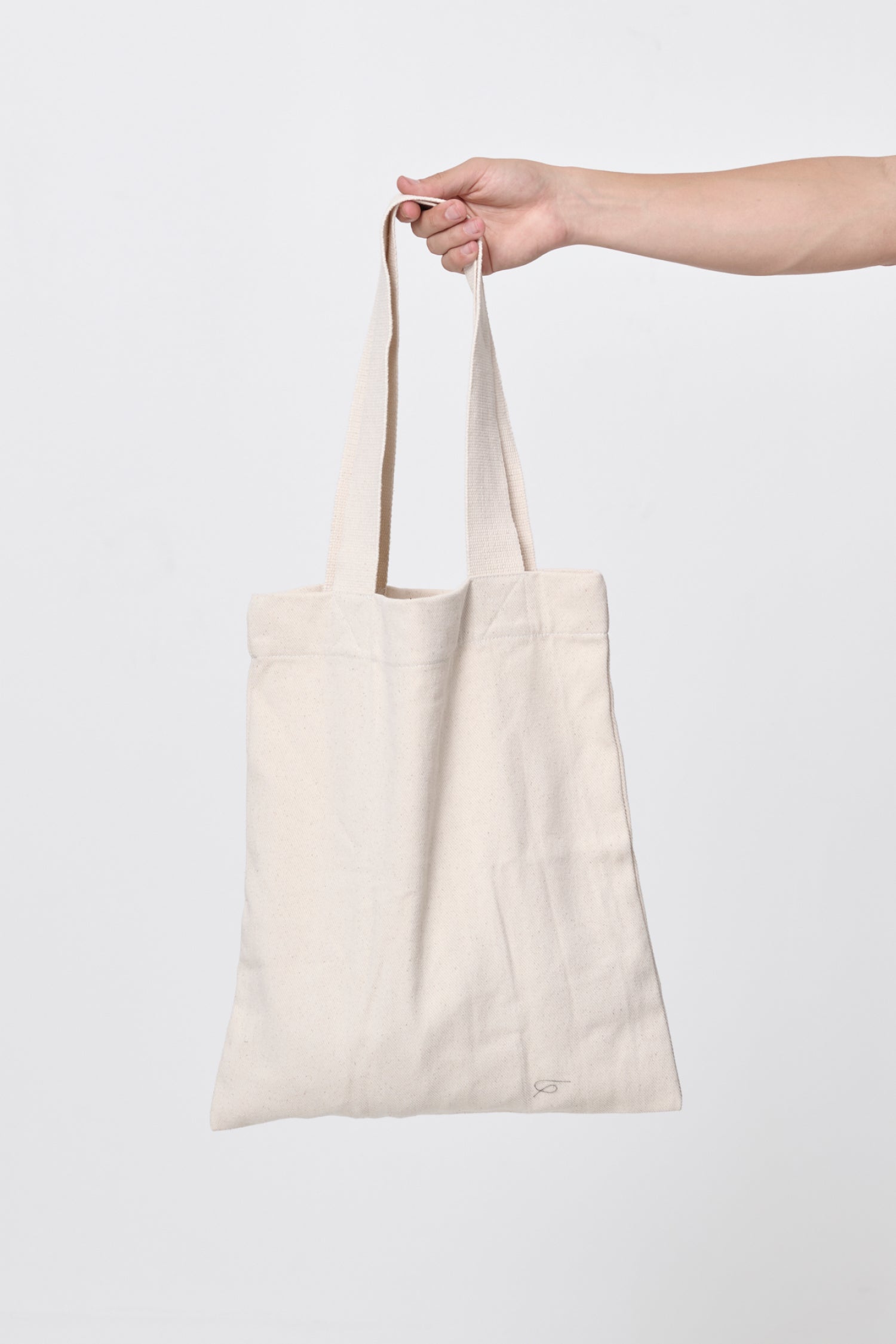 Classic Closed-Loop Tote — Everybody.World