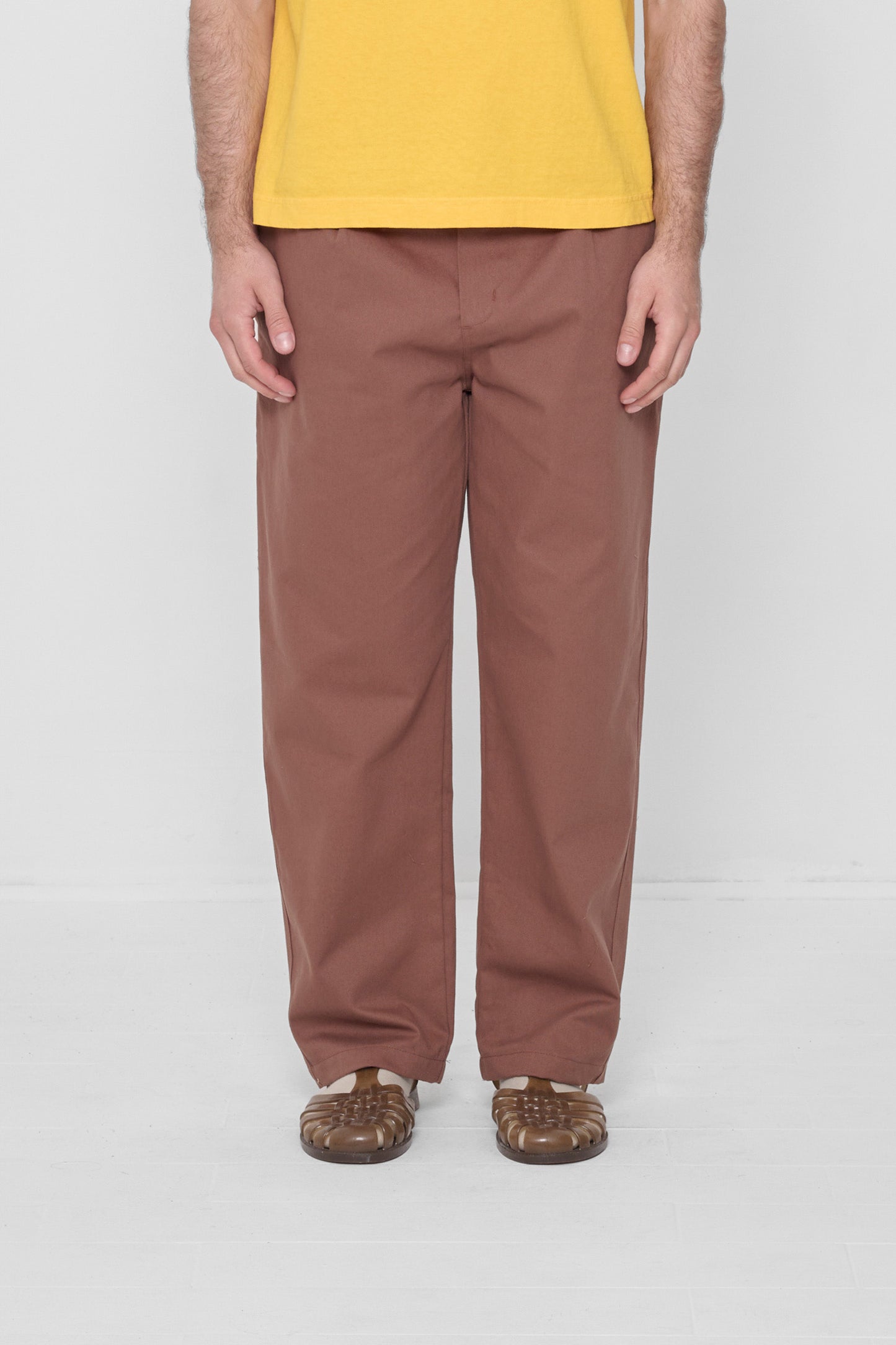 6'2" person in size M Potting Soil Life Uniform Pants. Bunches around the ankles.