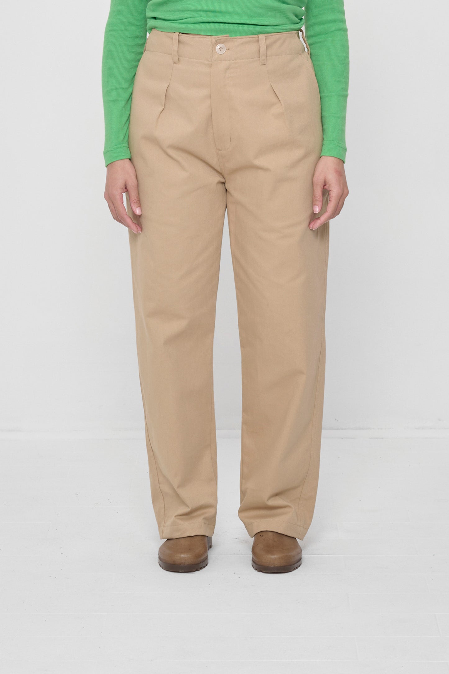 5'4" person in size S Sand Storm Life Uniform Pants. Bunches around the ankles.