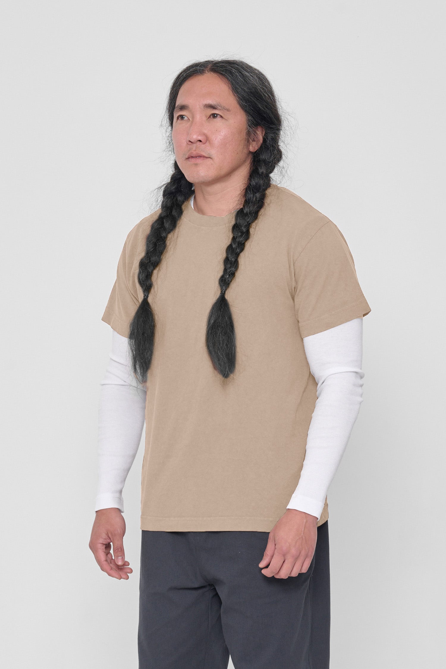 3/4 front view shows lack of side seams.