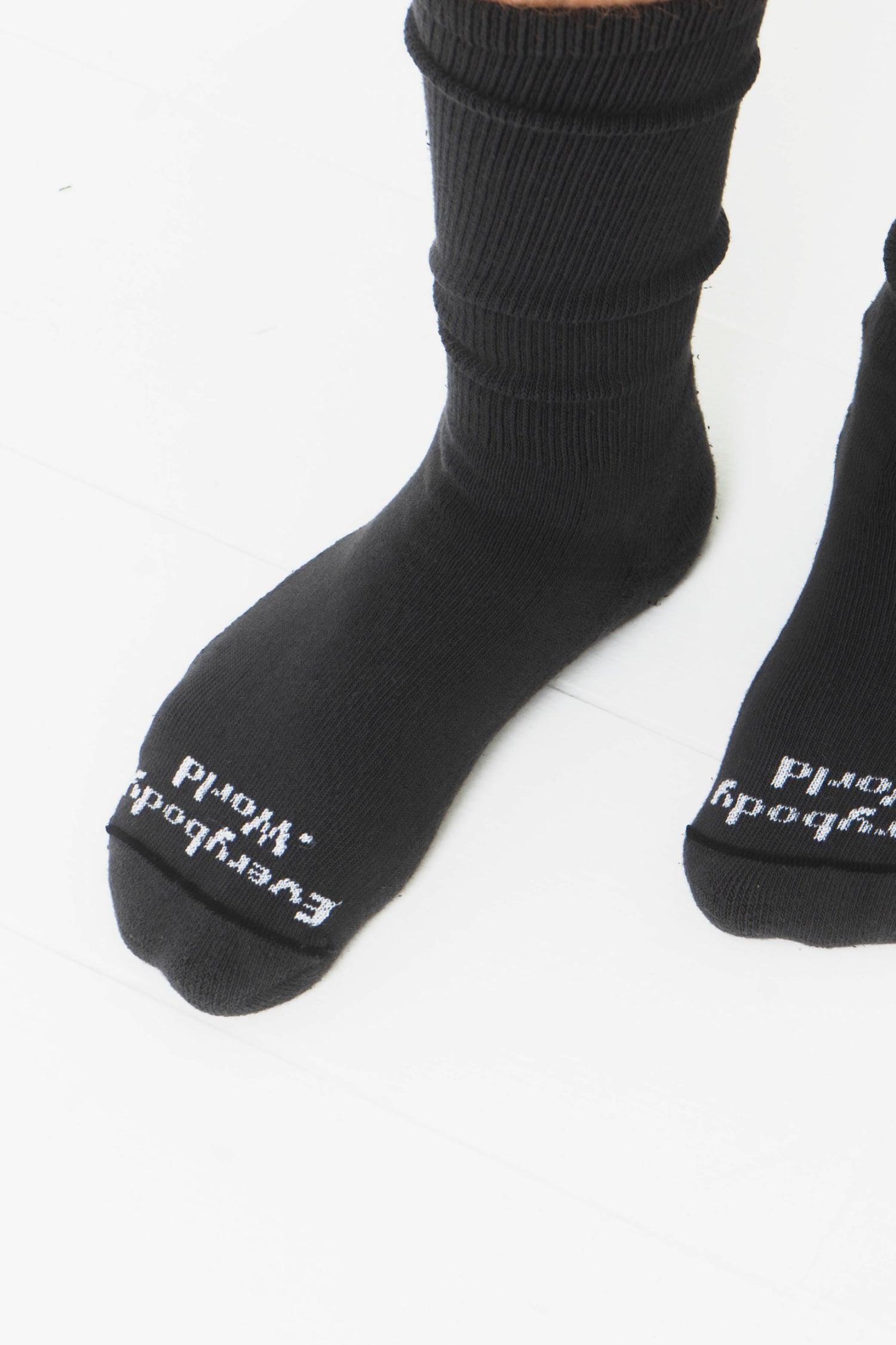 Squishy Socks - Everybody.World
