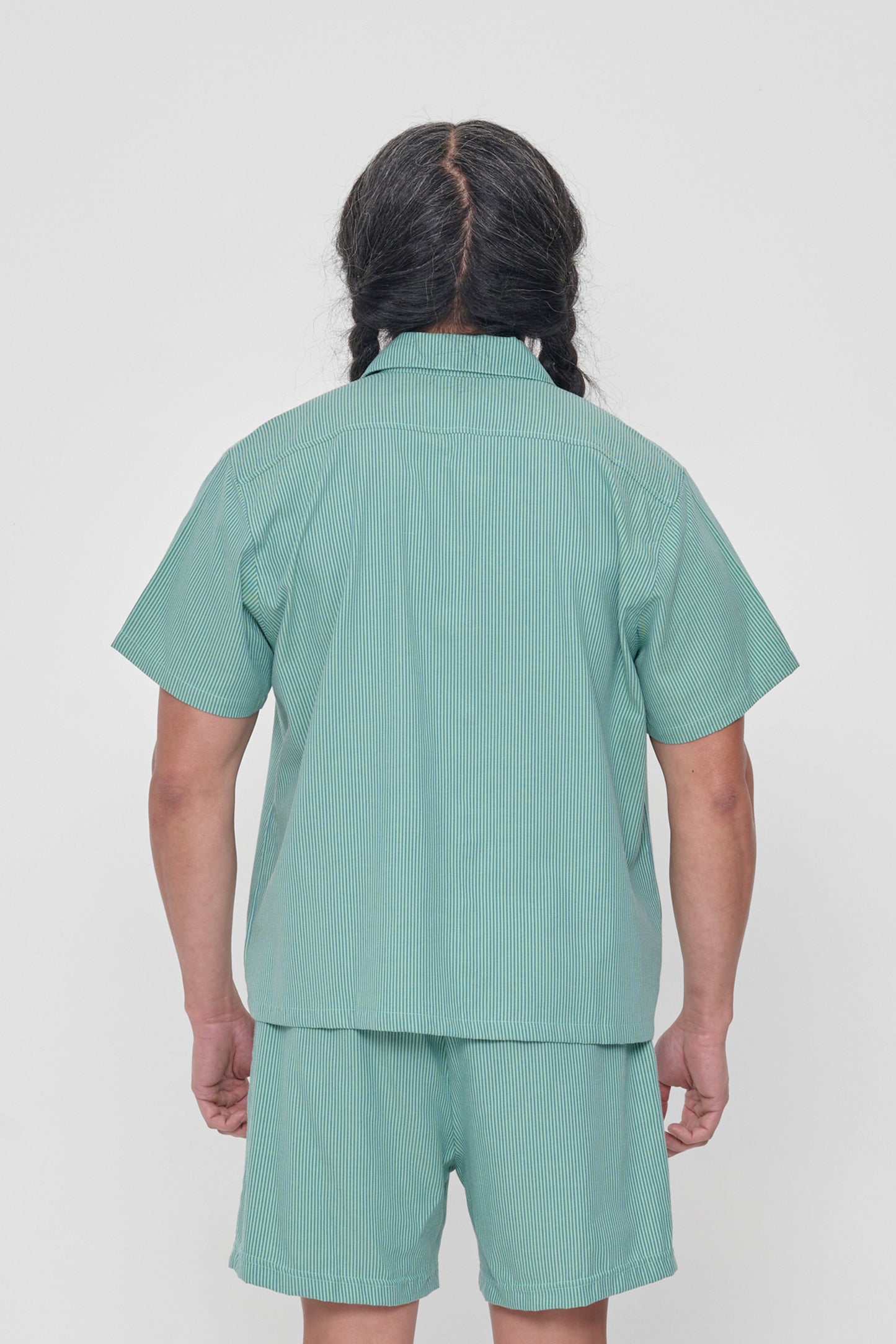 Back view showing the yoke and relaxed fit through the body. 