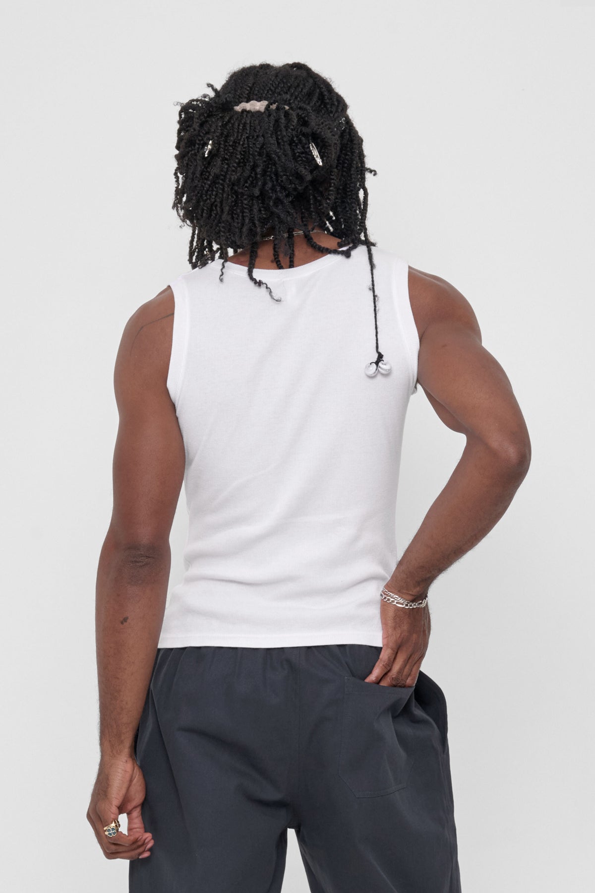 The Tank in White – back view on model