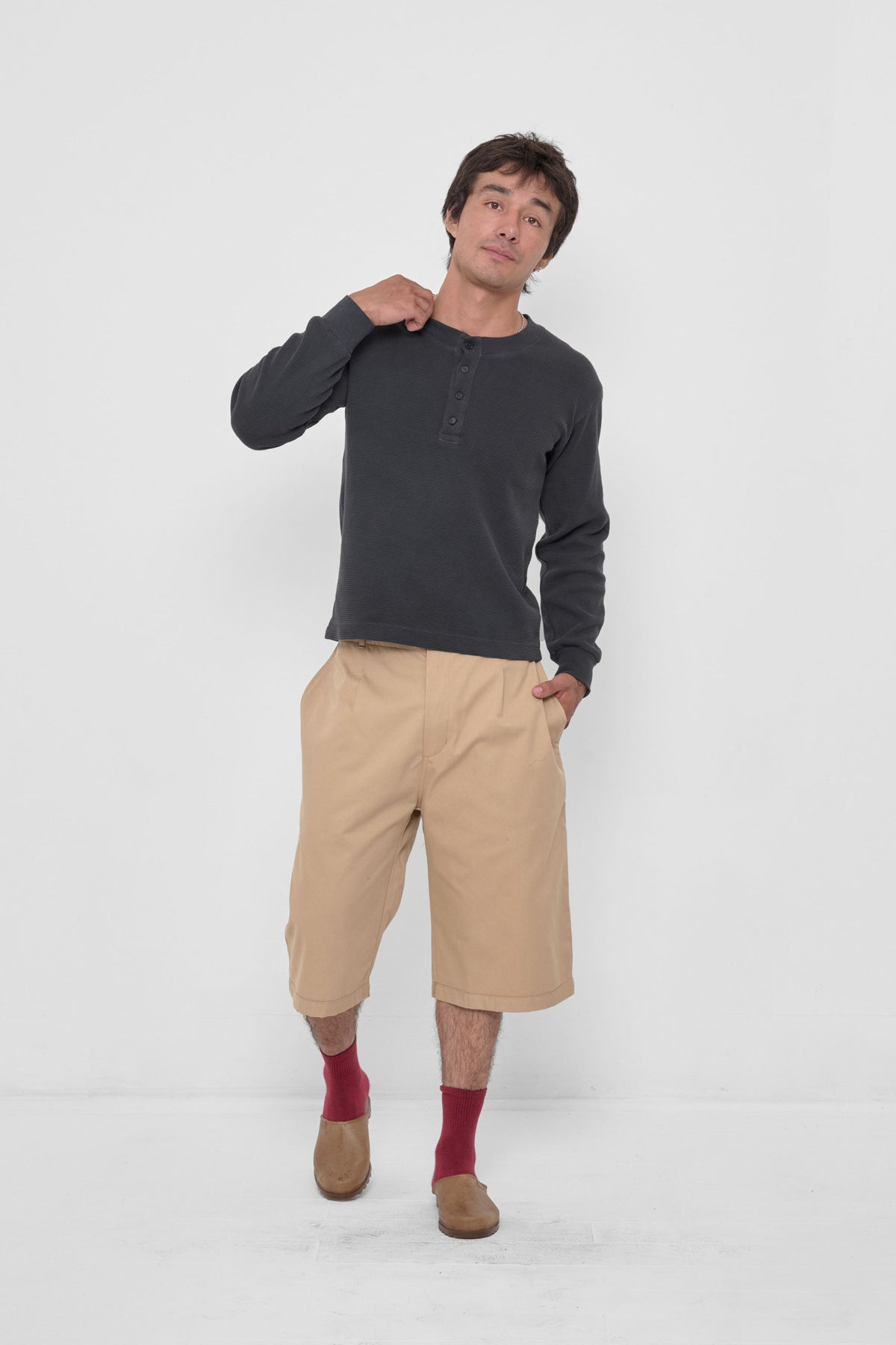 Thermal Henley Trash Tee in Slate – styled with Sand Storm Bermuda Shorts, Garnet Spring Socks and Plasticana Opana Mules