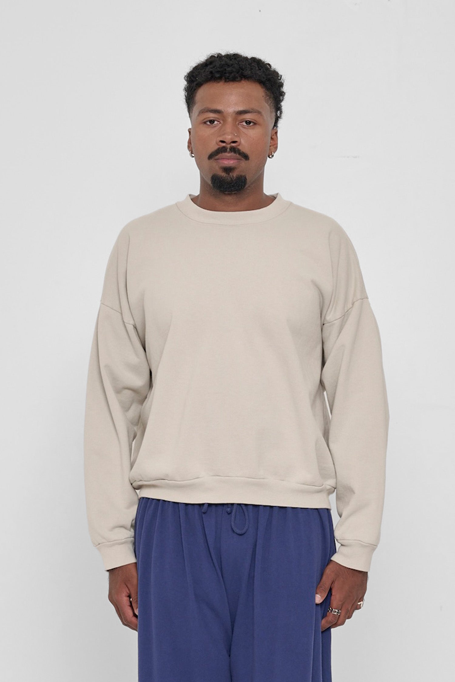 Trash Crewneck — Everybody.World