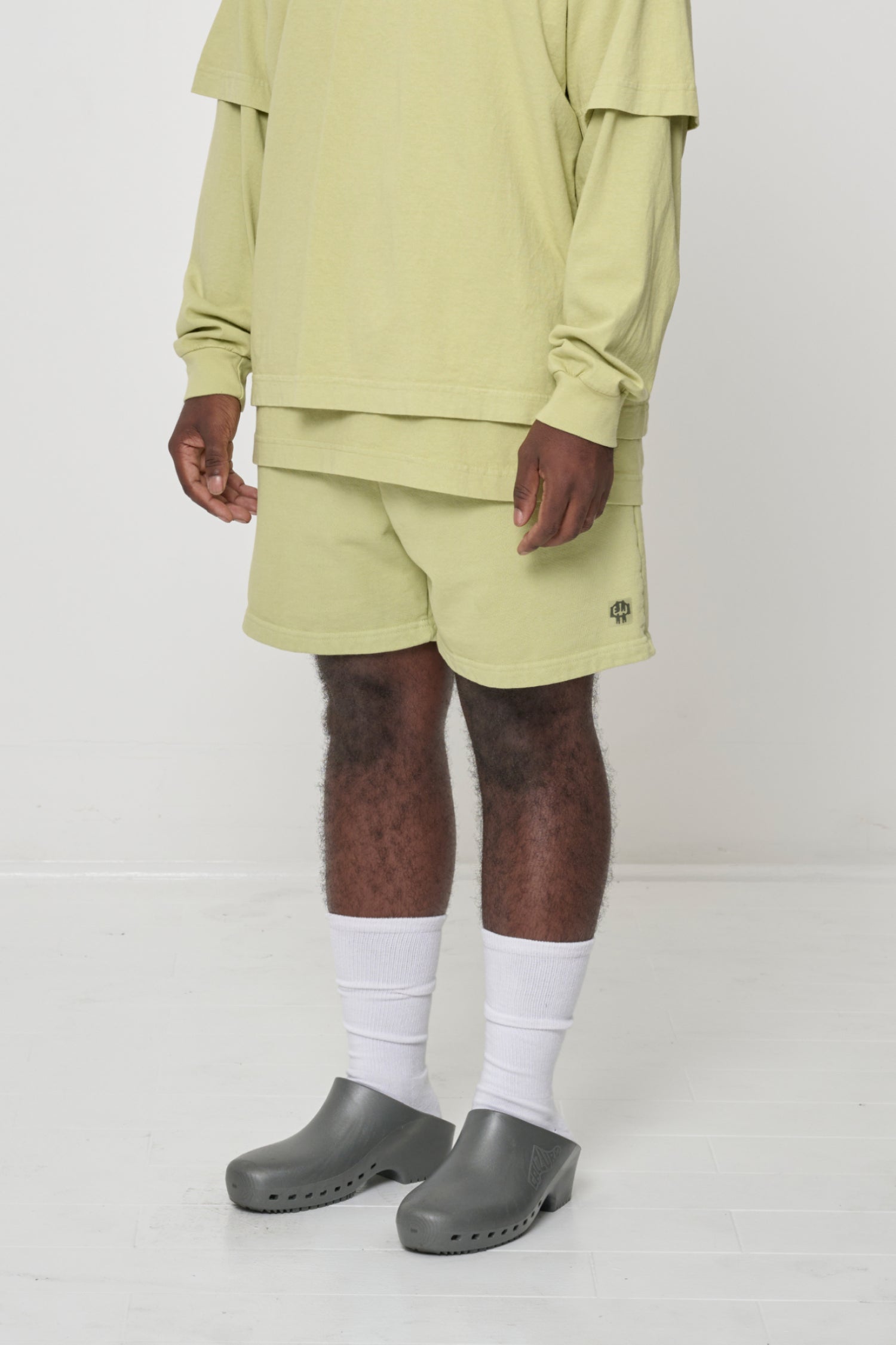 Trash Fleece Everyday Shorts in Cardamom - Everybody.World