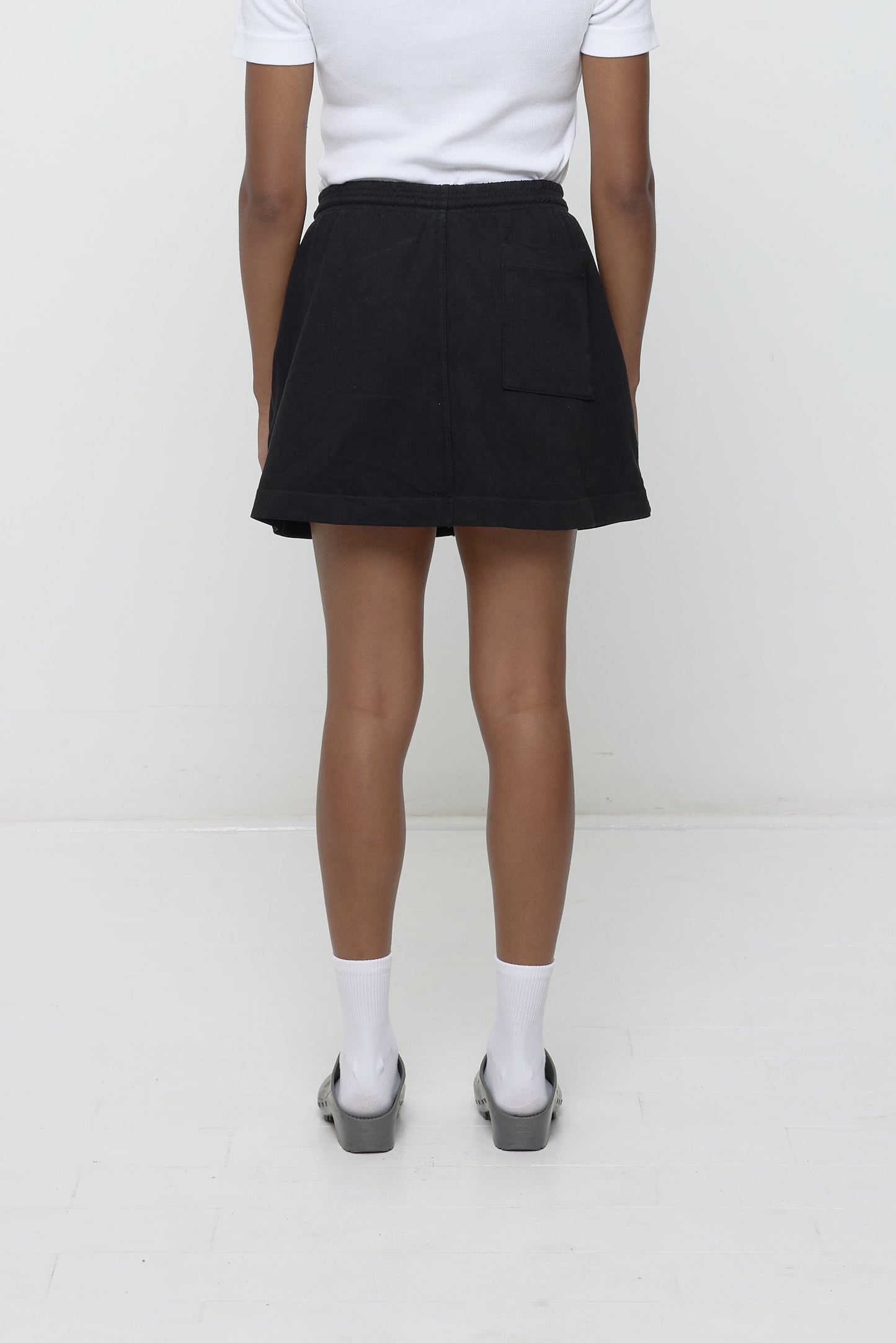 Trash Skirt - Everybody.World