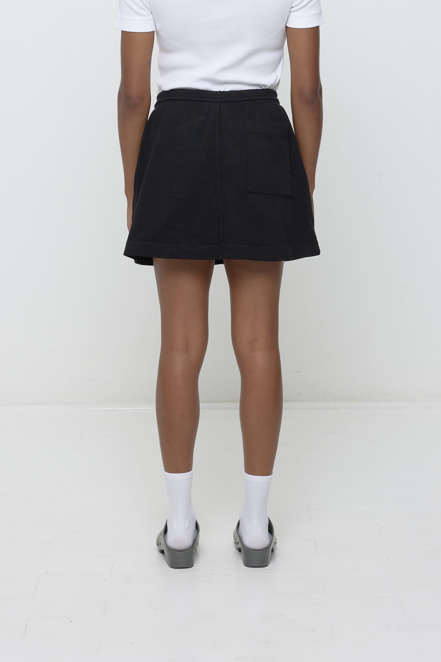 Trash Skirt - Everybody.World