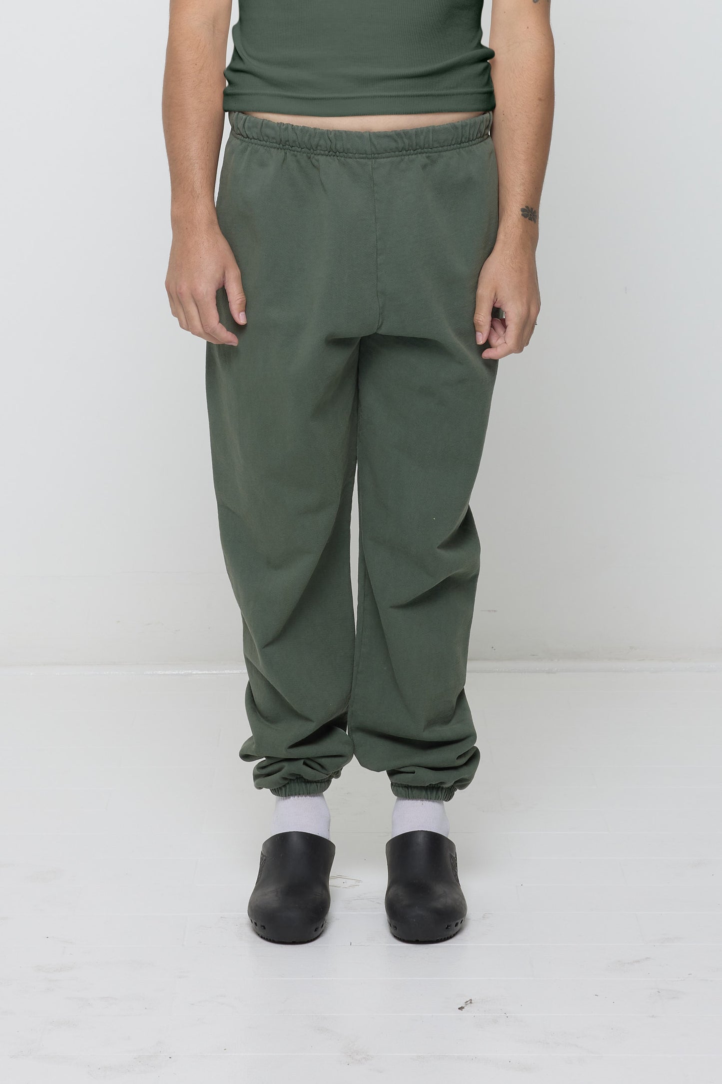 Trash Sweatpants - Everybody.World