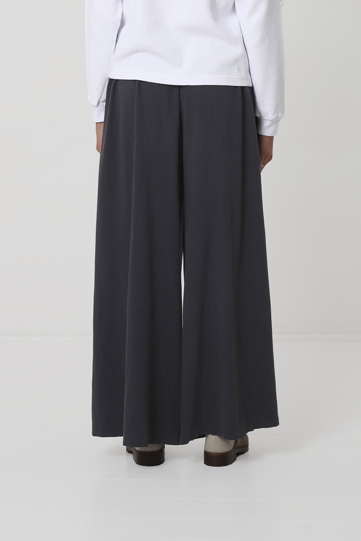 Tubular Pants — Everybody.World